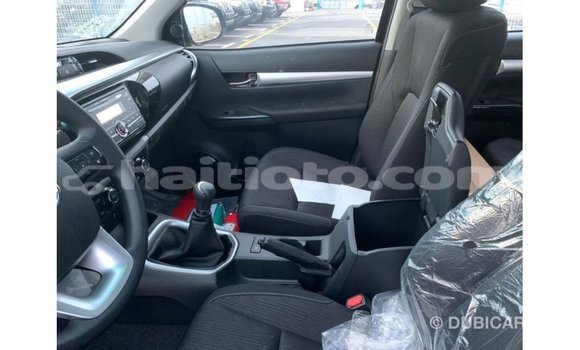 Buy Import Toyota Hilux Black Car in Import - Dubai in Artibonite Buy Import Toyota Hilux Black Car in Import - Dubai in Artibonite