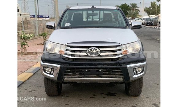 Buy Import Toyota Hilux Black Car in Import - Dubai in Artibonite Buy Import Toyota Hilux Black Car in Import - Dubai in Artibonite