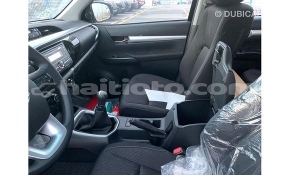 Buy Import Toyota Hilux Black Car in Import - Dubai in Artibonite Buy Import Toyota Hilux Black Car in Import - Dubai in Artibonite