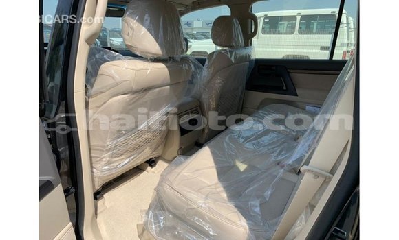Buy Import Toyota Land Cruiser Black Car in Import - Dubai in Artibonite Buy Import Toyota Land Cruiser Black Car in Import - Dubai in Artibonite
