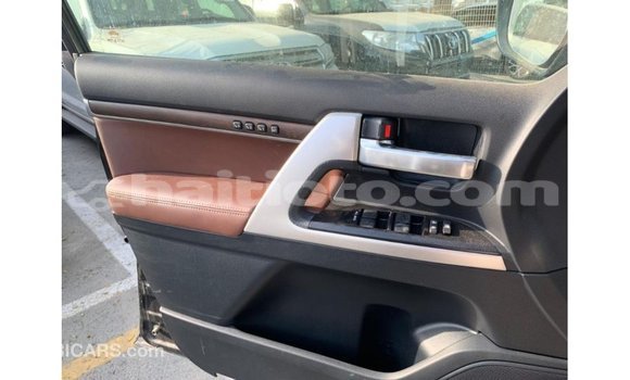 Buy Import Toyota Land Cruiser Black Car in Import - Dubai in Artibonite Buy Import Toyota Land Cruiser Black Car in Import - Dubai in Artibonite