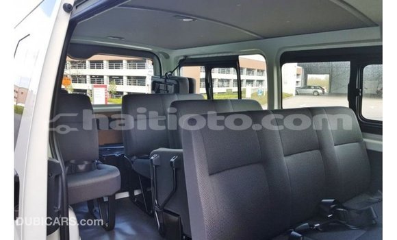 Buy Import Toyota Hiace White Car in Import - Dubai in Artibonite Buy Import Toyota Hiace White Car in Import - Dubai in Artibonite