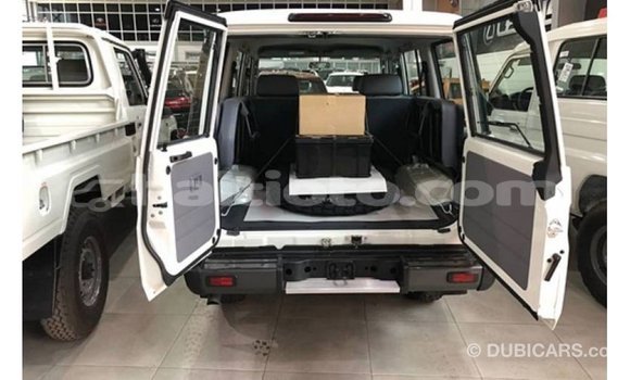 Buy Import Toyota Land Cruiser White Car in Import - Dubai in Artibonite Buy Import Toyota Land Cruiser White Car in Import - Dubai in Artibonite