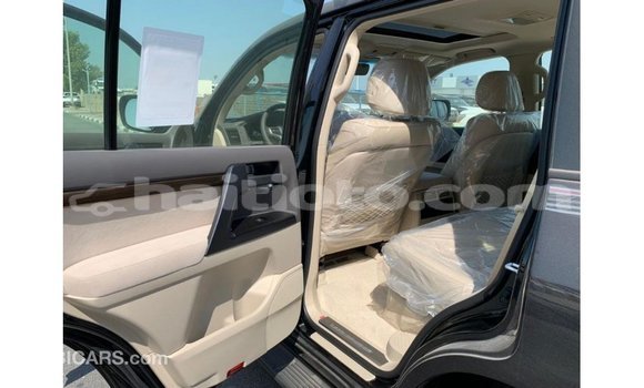 Buy Import Toyota Land Cruiser Black Car in Import - Dubai in Artibonite Buy Import Toyota Land Cruiser Black Car in Import - Dubai in Artibonite