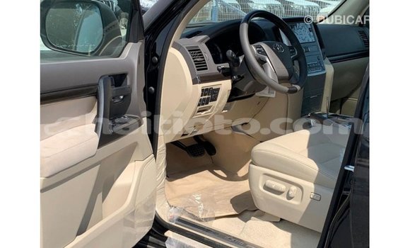 Buy Import Toyota Land Cruiser Black Car in Import - Dubai in Artibonite Buy Import Toyota Land Cruiser Black Car in Import - Dubai in Artibonite