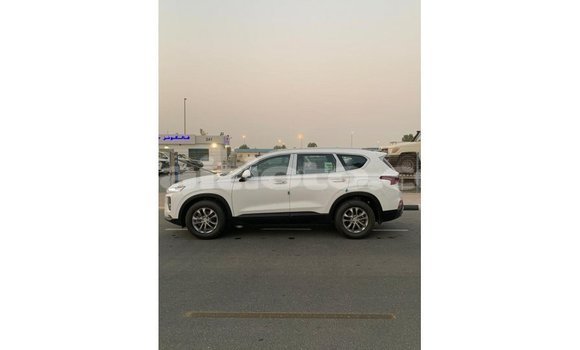 Buy Import Hyundai Santa Fe White Car in Import - Dubai in Artibonite Buy Import Hyundai Santa Fe White Car in Import - Dubai in Artibonite