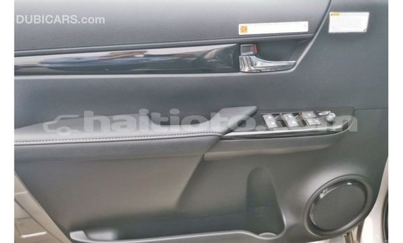 Buy Import Toyota Hilux Other Car in Import - Dubai in Artibonite Buy Import Toyota Hilux Other Car in Import - Dubai in Artibonite