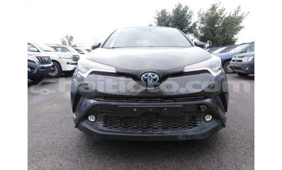 Acheter Import Voiture Toyota C-HR Autre à Import - Dubai, Artibonite Acheter Import Voiture Toyota C-HR Autre à Import - Dubai, Artibonite