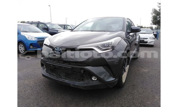 Acheter Import Voiture Toyota C-HR Autre à Import - Dubai, Artibonite Acheter Import Voiture Toyota C-HR Autre à Import - Dubai, Artibonite