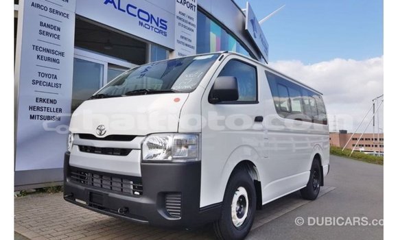 Buy Import Toyota Hiace White Car in Import - Dubai in Artibonite Buy Import Toyota Hiace White Car in Import - Dubai in Artibonite
