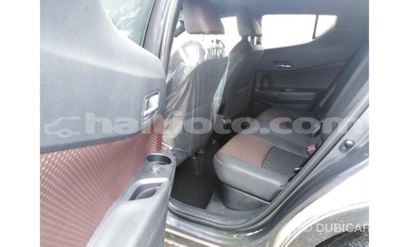 Acheter Import Voiture Toyota C-HR Autre à Import - Dubai, Artibonite Acheter Import Voiture Toyota C-HR Autre à Import - Dubai, Artibonite