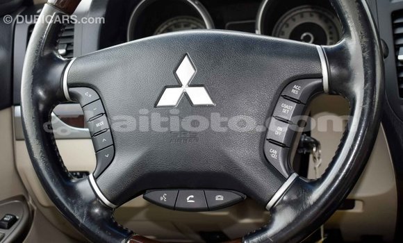 Acheter Import Voiture Mitsubishi Pajero Noir à Import - Dubai, Artibonite Acheter Import Voiture Mitsubishi Pajero Noir à Import - Dubai, Artibonite