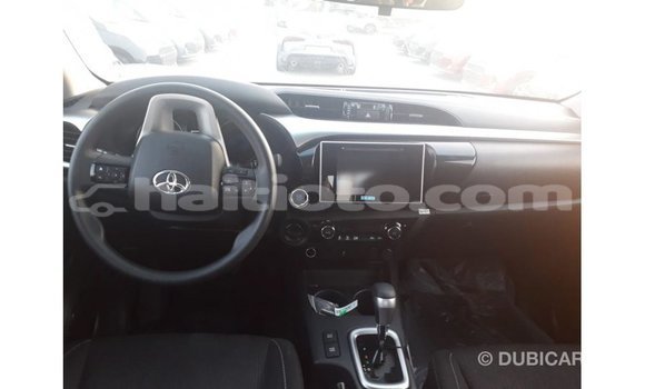 Buy Import Toyota Hilux Other Car in Import - Dubai in Artibonite Buy Import Toyota Hilux Other Car in Import - Dubai in Artibonite