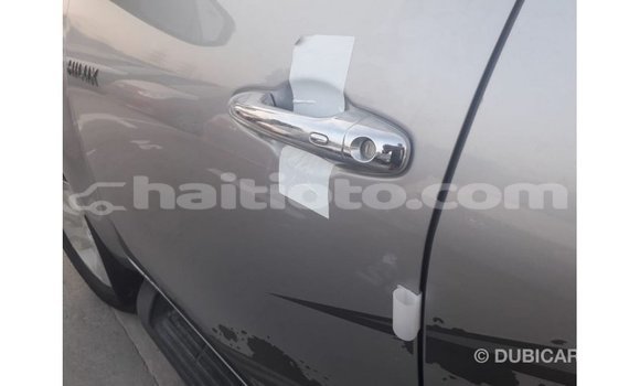Buy Import Toyota Hilux Other Car in Import - Dubai in Artibonite Buy Import Toyota Hilux Other Car in Import - Dubai in Artibonite