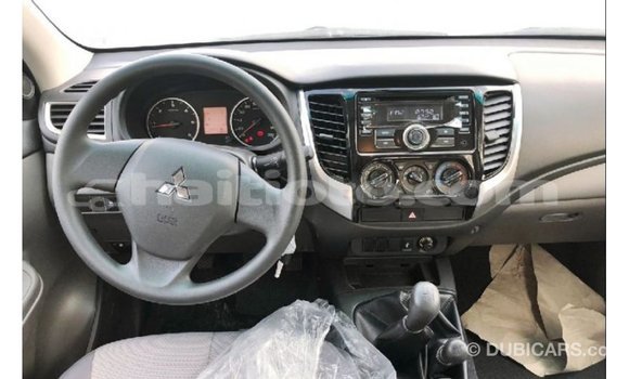 Buy Import Mitsubishi L200 Brown Car in Import - Dubai in Artibonite Buy Import Mitsubishi L200 Brown Car in Import - Dubai in Artibonite