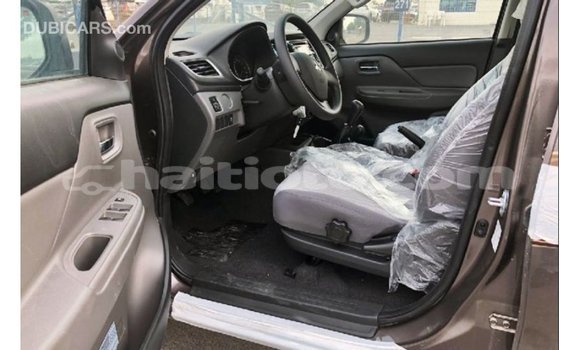 Buy Import Mitsubishi L200 Brown Car in Import - Dubai in Artibonite Buy Import Mitsubishi L200 Brown Car in Import - Dubai in Artibonite