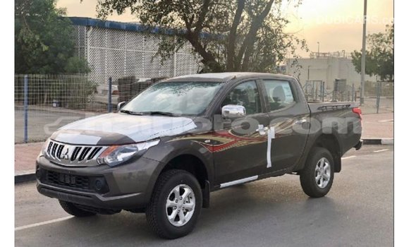 Buy Import Mitsubishi L200 Brown Car in Import - Dubai in Artibonite Buy Import Mitsubishi L200 Brown Car in Import - Dubai in Artibonite