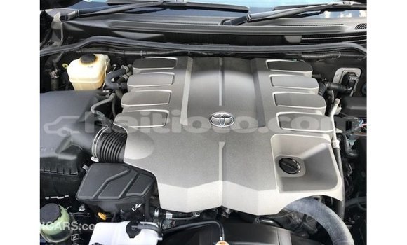 Acheter Import Voiture Toyota Land Cruiser Noir à Import - Dubai, Artibonite Acheter Import Voiture Toyota Land Cruiser Noir à Import - Dubai, Artibonite