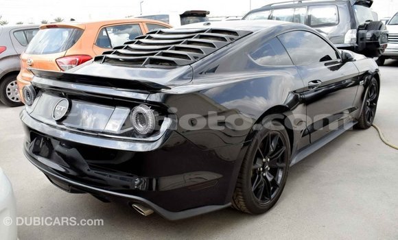 Acheter Import Voiture Ford Mustang Noir à Import - Dubai, Artibonite Acheter Import Voiture Ford Mustang Noir à Import - Dubai, Artibonite