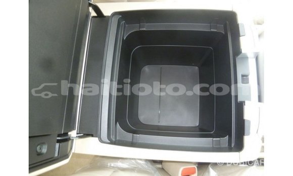 Acheter Import Voiture Toyota Land Cruiser Noir à Import - Dubai, Artibonite Acheter Import Voiture Toyota Land Cruiser Noir à Import - Dubai, Artibonite