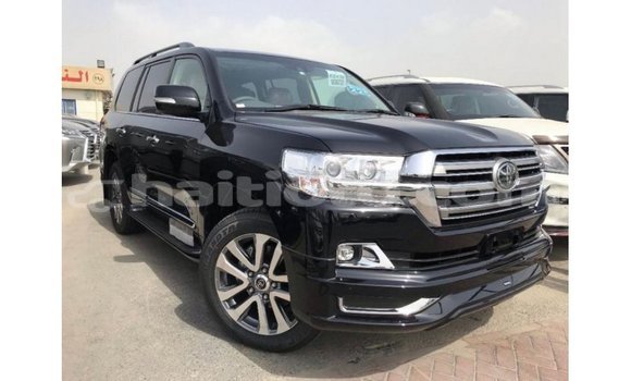 Acheter Import Voiture Toyota Land Cruiser Noir à Import - Dubai, Artibonite Acheter Import Voiture Toyota Land Cruiser Noir à Import - Dubai, Artibonite