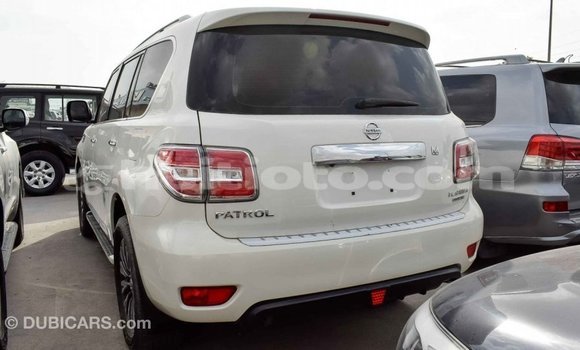 Acheter Import Voiture Nissan Patrol Blanc à Import - Dubai, Artibonite Acheter Import Voiture Nissan Patrol Blanc à Import - Dubai, Artibonite