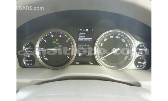 Acheter Import Voiture Toyota Land Cruiser Blanc à Import - Dubai, Artibonite Acheter Import Voiture Toyota Land Cruiser Blanc à Import - Dubai, Artibonite