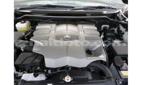 Acheter Import Voiture Toyota Land Cruiser Blanc à Import - Dubai, Artibonite Acheter Import Voiture Toyota Land Cruiser Blanc à Import - Dubai, Artibonite