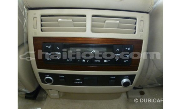 Acheter Import Voiture Toyota Land Cruiser Blanc à Import - Dubai, Artibonite Acheter Import Voiture Toyota Land Cruiser Blanc à Import - Dubai, Artibonite