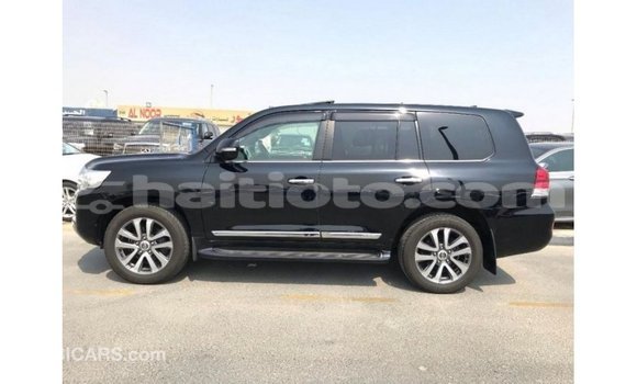 Acheter Import Voiture Toyota Land Cruiser Noir à Import - Dubai, Artibonite Acheter Import Voiture Toyota Land Cruiser Noir à Import - Dubai, Artibonite