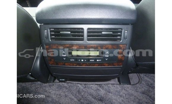 Acheter Import Voiture Toyota Land Cruiser Noir à Import - Dubai, Artibonite Acheter Import Voiture Toyota Land Cruiser Noir à Import - Dubai, Artibonite
