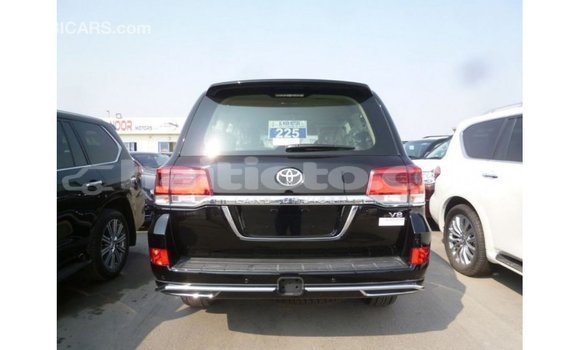 Acheter Import Voiture Toyota Land Cruiser Noir à Import - Dubai, Artibonite Acheter Import Voiture Toyota Land Cruiser Noir à Import - Dubai, Artibonite