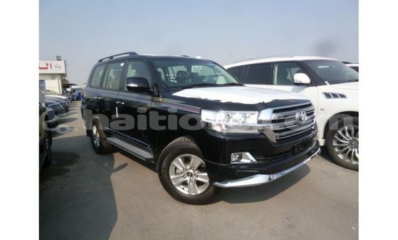 Acheter Import Voiture Toyota Land Cruiser Noir à Import - Dubai, Artibonite Acheter Import Voiture Toyota Land Cruiser Noir à Import - Dubai, Artibonite