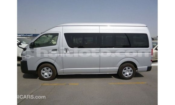 Acheter Import Voiture Toyota Hiace Autre à Import - Dubai, Artibonite Acheter Import Voiture Toyota Hiace Autre à Import - Dubai, Artibonite