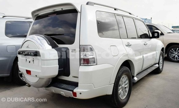 Acheter Import Voiture Mitsubishi Pajero Blanc à Import - Dubai, Artibonite Acheter Import Voiture Mitsubishi Pajero Blanc à Import - Dubai, Artibonite