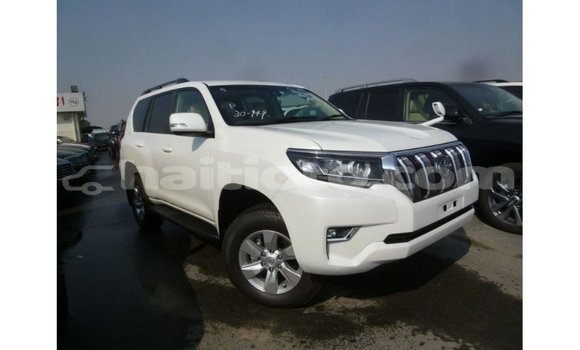 Acheter Import Voiture Toyota Prado Blanc à Import - Dubai, Artibonite Acheter Import Voiture Toyota Prado Blanc à Import - Dubai, Artibonite