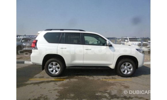 Acheter Import Voiture Toyota Prado Blanc à Import - Dubai, Artibonite Acheter Import Voiture Toyota Prado Blanc à Import - Dubai, Artibonite