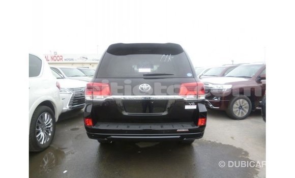 Acheter Import Voiture Toyota Land Cruiser Noir à Import - Dubai, Artibonite Acheter Import Voiture Toyota Land Cruiser Noir à Import - Dubai, Artibonite