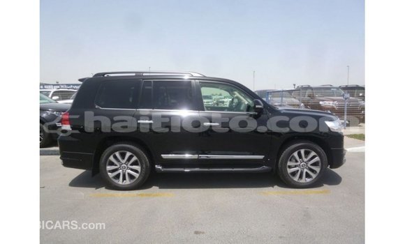 Acheter Import Voiture Toyota Land Cruiser Noir à Import - Dubai, Artibonite Acheter Import Voiture Toyota Land Cruiser Noir à Import - Dubai, Artibonite