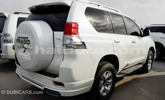 Acheter Import Voiture Toyota Prado Blanc à Import - Dubai, Artibonite Acheter Import Voiture Toyota Prado Blanc à Import - Dubai, Artibonite