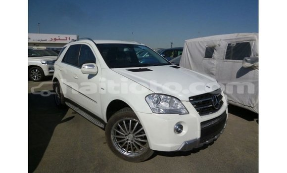 Acheter Import Voiture Mercedes-Benz 190 (W201) Blanc à Import - Dubai, Artibonite Acheter Import Voiture Mercedes-Benz 190 (W201) Blanc à Import - Dubai, Artibonite