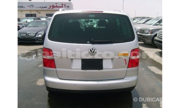 Acheter Import Voiture Volkswagen Touran Autre à Import - Dubai, Artibonite Acheter Import Voiture Volkswagen Touran Autre à Import - Dubai, Artibonite