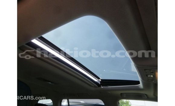 Acheter Import Voiture Toyota Land Cruiser Blanc à Import - Dubai, Artibonite Acheter Import Voiture Toyota Land Cruiser Blanc à Import - Dubai, Artibonite