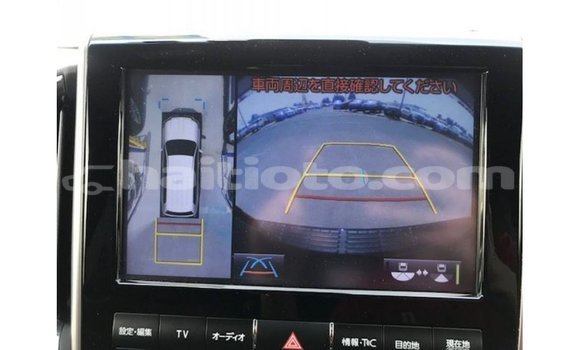 Acheter Import Voiture Toyota Land Cruiser Noir à Import - Dubai, Artibonite Acheter Import Voiture Toyota Land Cruiser Noir à Import - Dubai, Artibonite