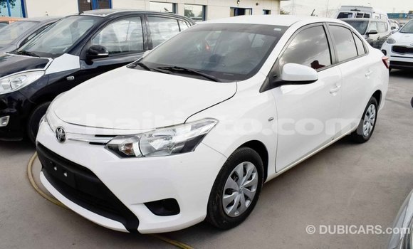 Acheter Import Voiture Toyota Yaris Blanc à Import - Dubai, Artibonite Acheter Import Voiture Toyota Yaris Blanc à Import - Dubai, Artibonite