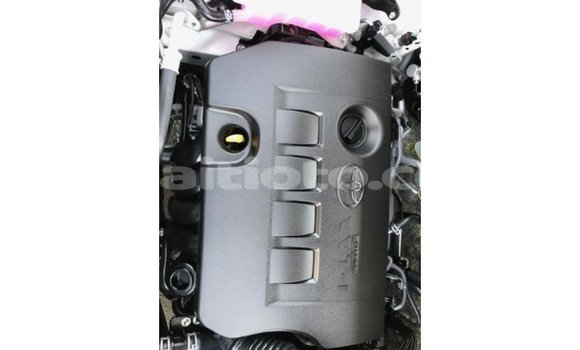 Acheter Import Voiture Toyota 4Runner Blanc à Import - Dubai, Artibonite Acheter Import Voiture Toyota 4Runner Blanc à Import - Dubai, Artibonite