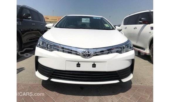 Acheter Import Voiture Toyota Corolla Blanc à Import - Dubai, Artibonite Acheter Import Voiture Toyota Corolla Blanc à Import - Dubai, Artibonite