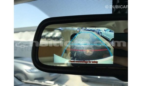 Acheter Import Voiture Toyota Hiace Blanc à Import - Dubai, Artibonite Acheter Import Voiture Toyota Hiace Blanc à Import - Dubai, Artibonite