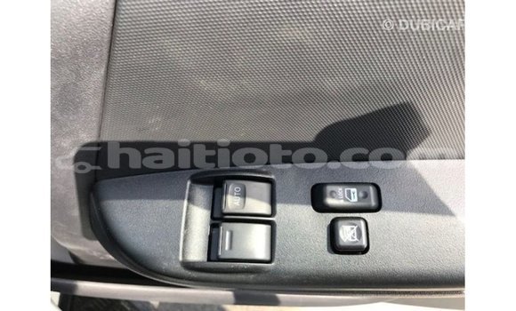 Acheter Import Voiture Toyota Hiace Blanc à Import - Dubai, Artibonite Acheter Import Voiture Toyota Hiace Blanc à Import - Dubai, Artibonite