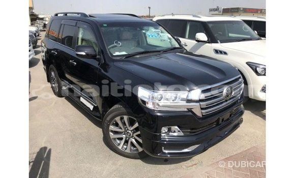 Acheter Import Voiture Toyota Land Cruiser Noir à Import - Dubai, Artibonite Acheter Import Voiture Toyota Land Cruiser Noir à Import - Dubai, Artibonite